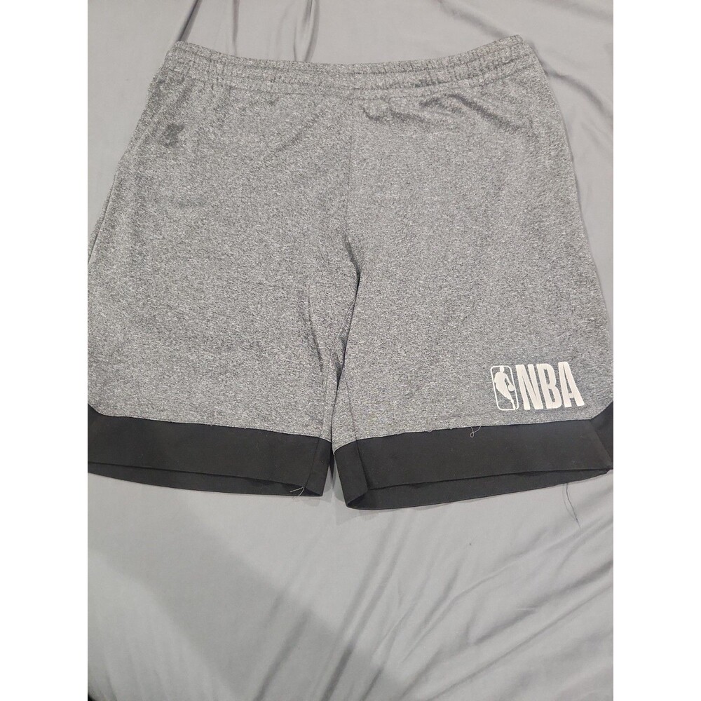 NBA Shorts Kids size L 14-16 ---F82